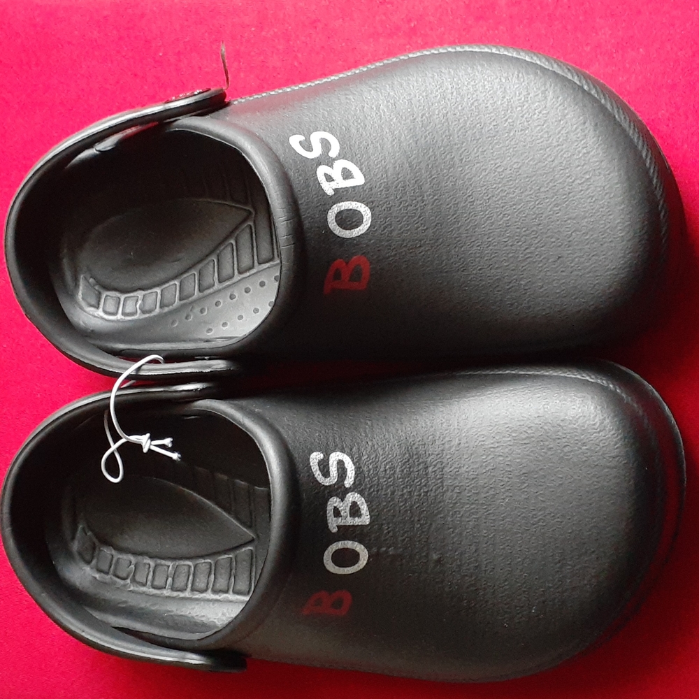 BOBS by Skechers